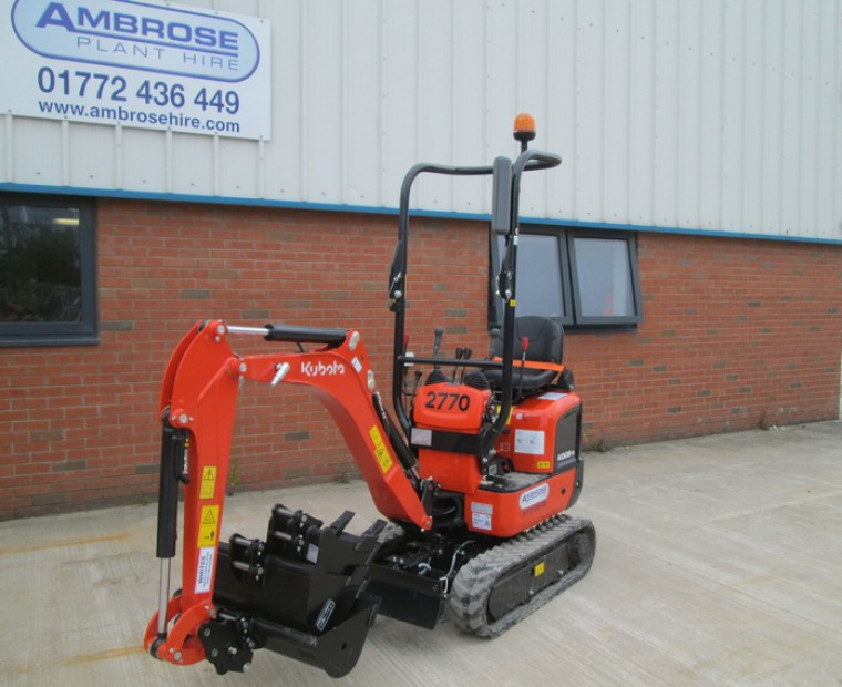 KUBOTA MICRO MINI EXCAVATOR KX008-5